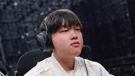 LPL首胜！AL翻盘HLE，小花生Delight完美配合击溃Viper心态失衡-南宫电竞